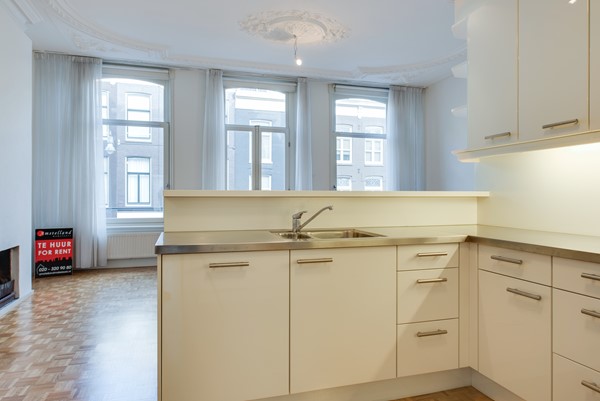 Foto - Te huur: Pieter Cornelisz Hooftstraat 113-2, 1071 BR Amsterdam